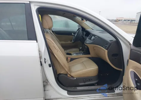 2010 Hyundai Genesis 3.8 from USA, damaged, VIN KMHGC4DE5AU075298